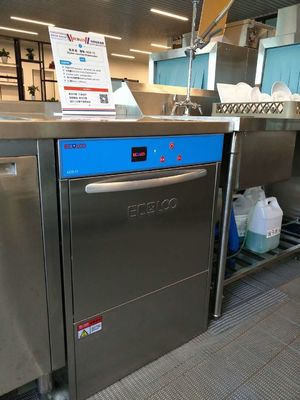 Chine Lave-vaisselle commercial d'acier inoxydable 6.5KW/8.5KW pour le café fournisseur